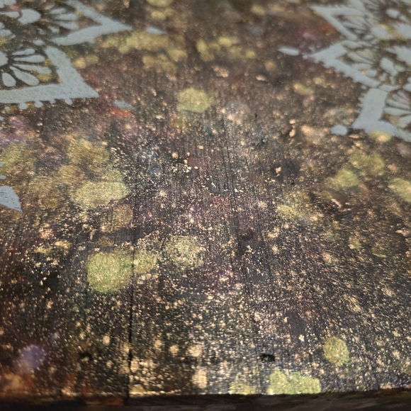 HANDCRAFTED Upcycled Wood Wine Box HANDPAINTED Barwear Travel Picnic Festival - Picture 11 of 17